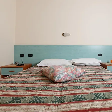 Rina Hotel 3*