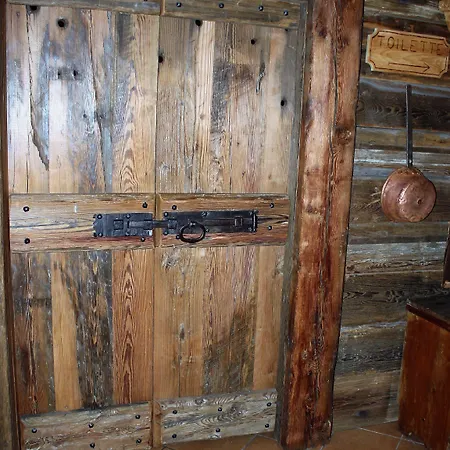 Ξενοδοχείο Rina Μπόρμιο