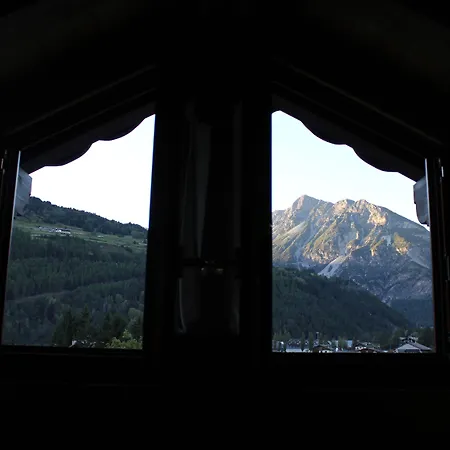 Ξενοδοχείο Rina Μπόρμιο