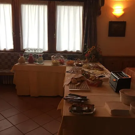 Hotell Rina 3*